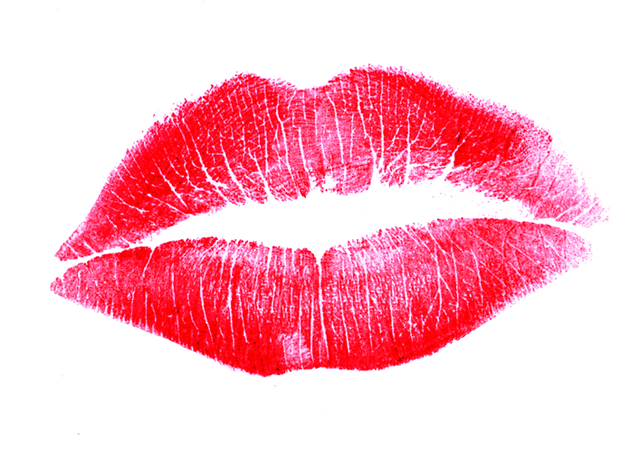 lipstick-kiss